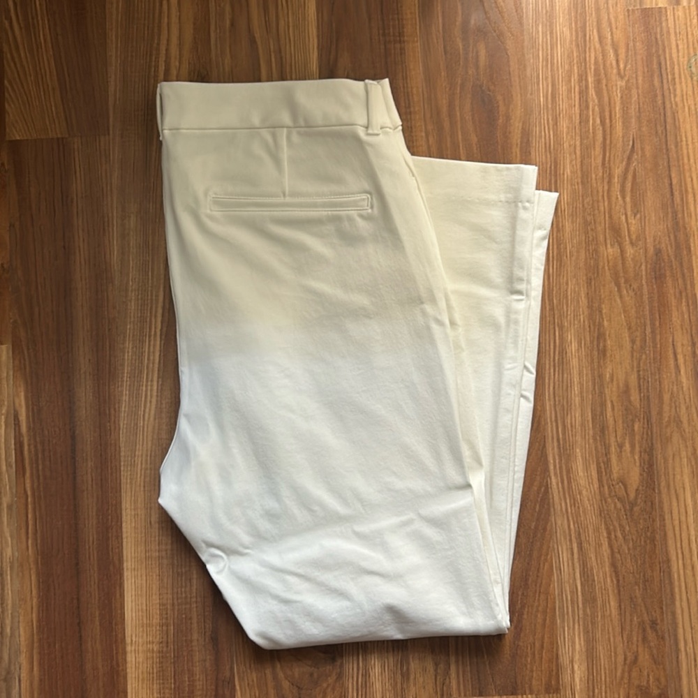 White Old Navy Pixie Pants